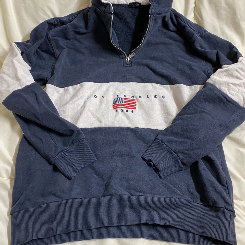 Brandy Melville John Galt Isabella LA quarter zip